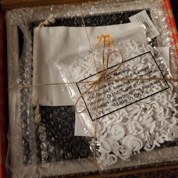 New in box Main Event letterboard - Picture 5 of 5